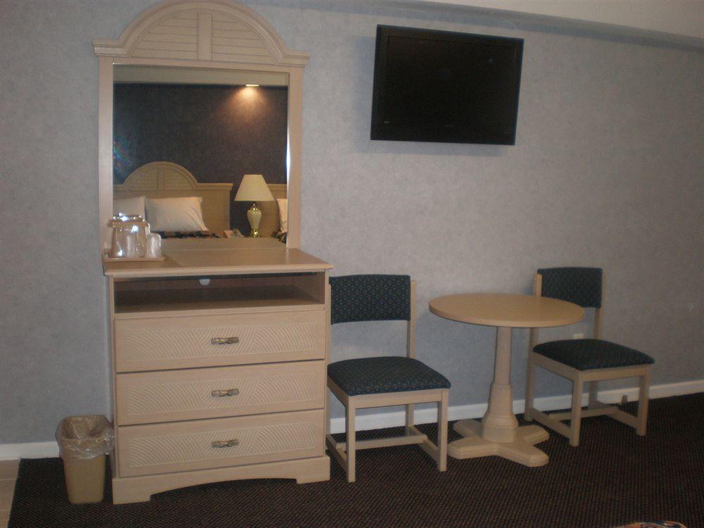 Village Inn & Suites - Smithville Habitación foto