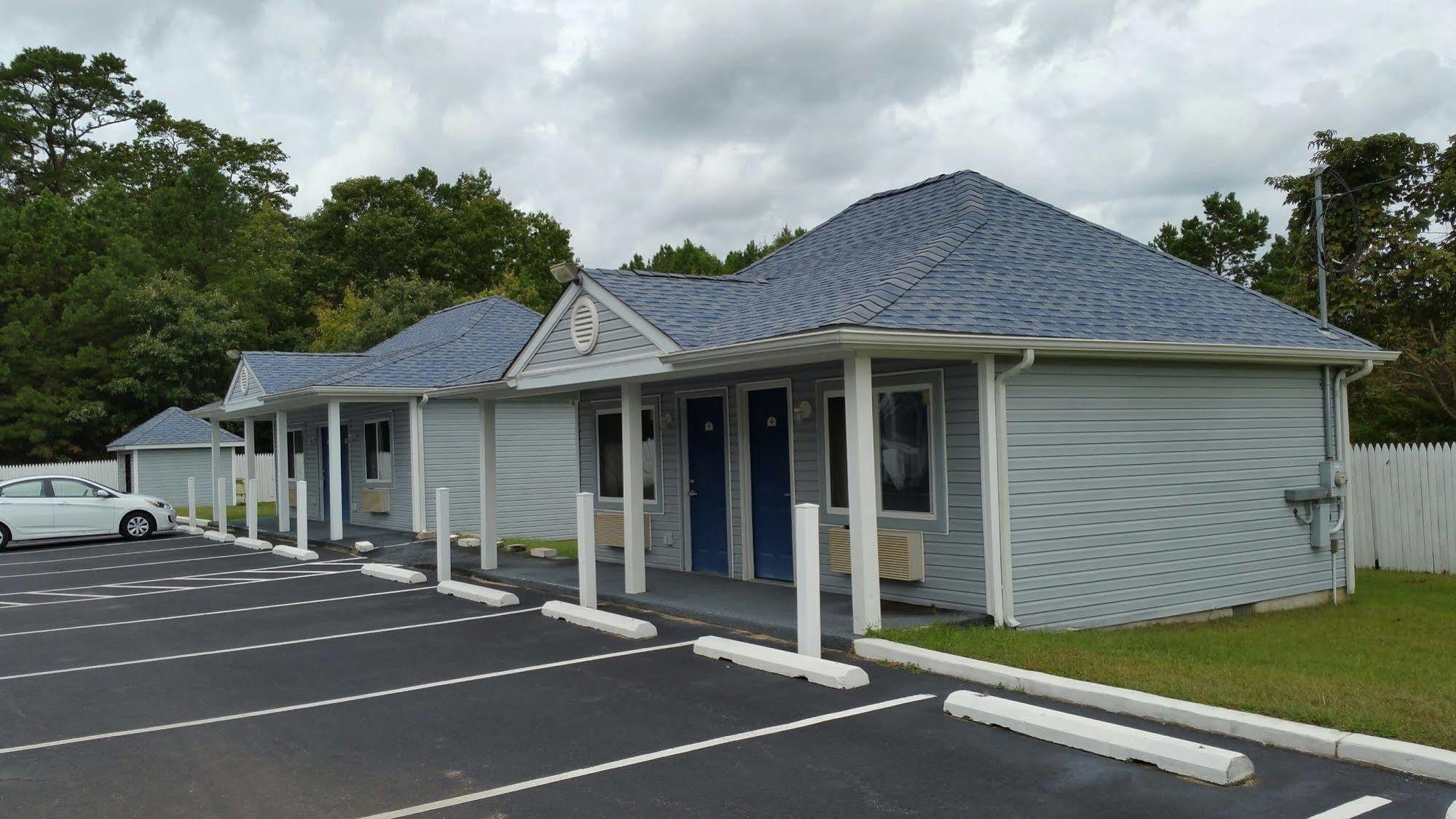 Village Inn & Suites - Smithville Exterior foto